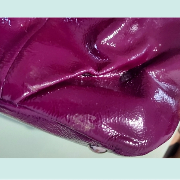 ⛔️SOLD⛔️ Coach Patent Leather Handbag – Deep Burgundy - Picture 4 of 9